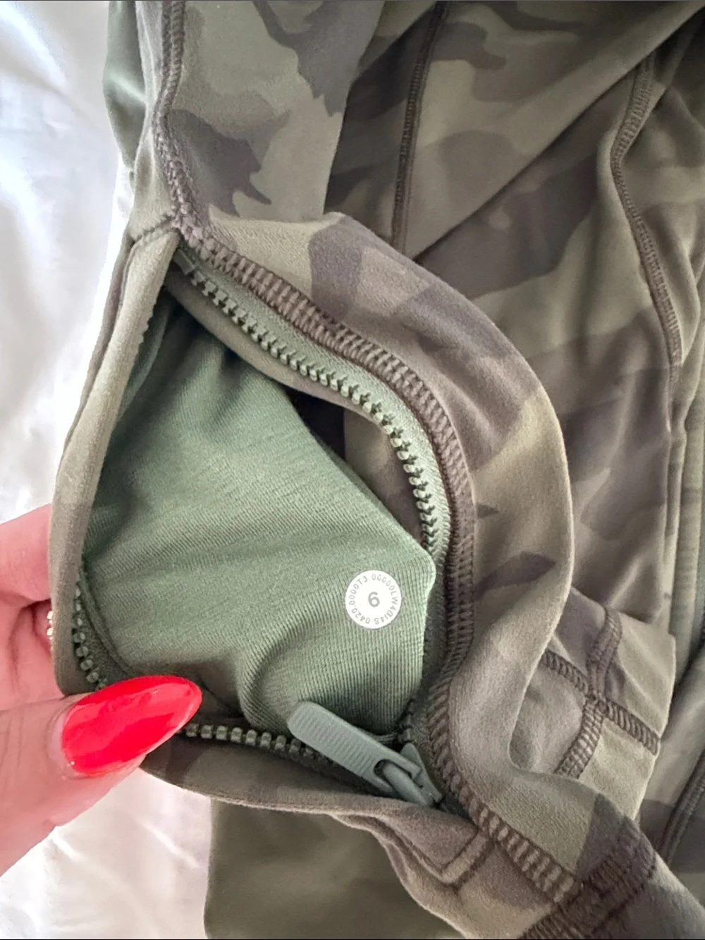 Lululemon Camo Hooded Define Jacket Size 6